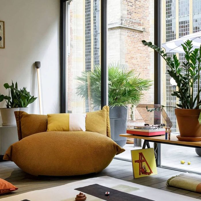 Evans Lichfield Sunningdale Velvet Pillow - Image 3